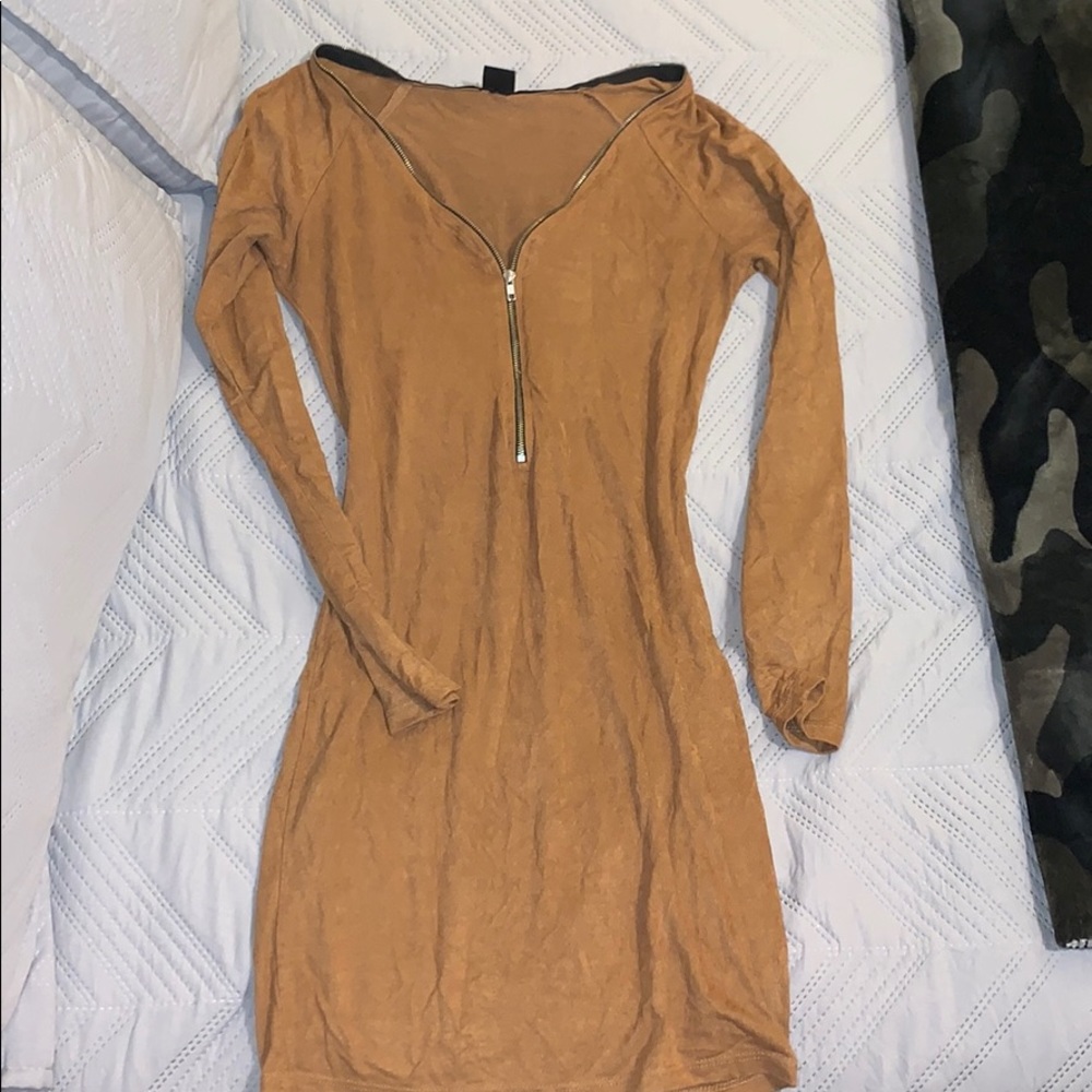Suede dress.